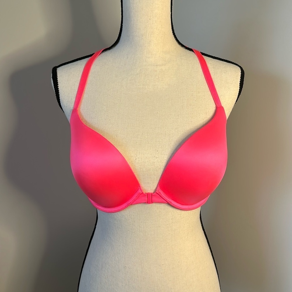 Victoria’s Secret racer back bra